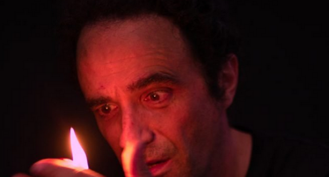 La compañía La Teta Calva trae a Teatro del Barrio «Yo soy 451», su premiada adaptación de Fahrenheit 451