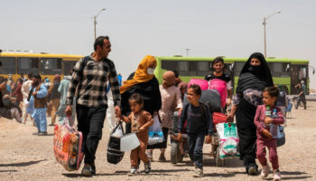 ACNUR pide apoyo para buscar soluciones mientras 5,4 millones de afganos han regresado al país desde finales de 2023