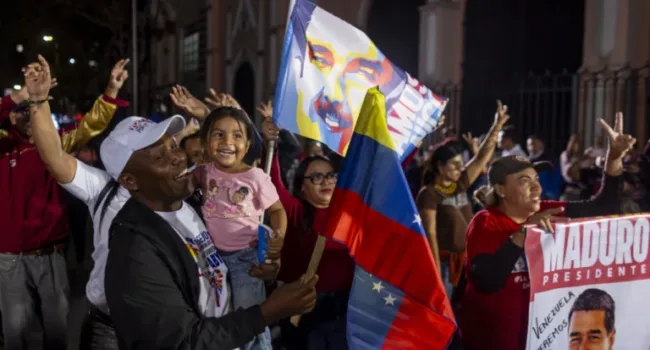 Venezolanos realizan vigilia a un mes del secuestro del presidente Nicolás Maduro y Cilia Flores por parte de EE.UU.