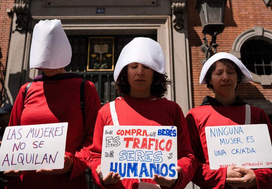 La Fiscalía pide al Ministerio de Igualdad el bloqueo de trece webs extranjeras que ofertan servicios de vientres de alquiler