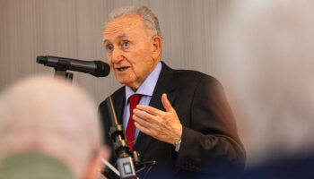 Esquerda Unida lamenta o pasamento de Xesús Alonso Montero