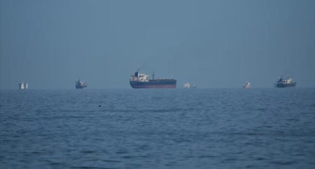 Irán replica a mentiras de Trump: Ormuz vetado a buques de EEUU y sus cómplices