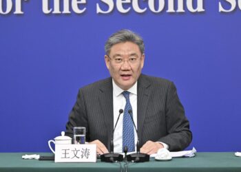 China inicia investigaciones comerciales contra EEUU