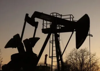 Se disparan los precios del petróleo y gas en el mercado internacional