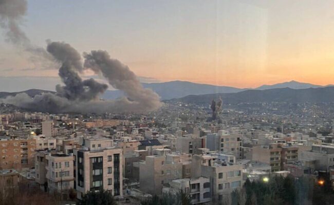 Cazas de EEUU se estrellan en Kuwait durante un ataque de misiles iraní