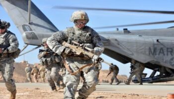 Trump expresó que no ha descartado la posibilidad de una fuerza terrestre en Irán