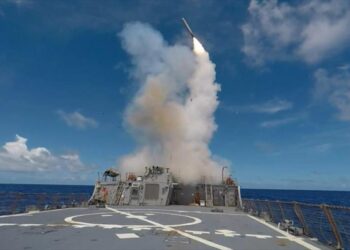 EE.UU. agotó años de reservas de armamento en su agresión contra Irán