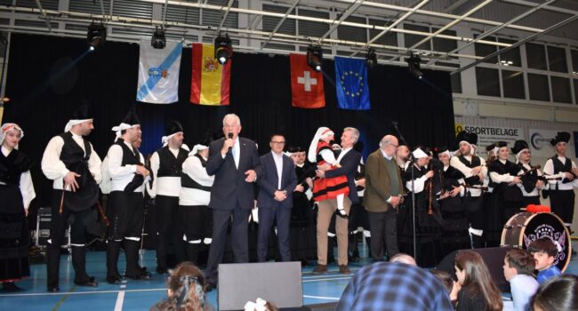 A Xunta financia a rede caciquil do PP na emigración no canto de promover un plan anticrise e políticas activas de emprego