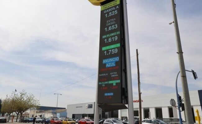 Europa intensifica los controles a las gasolineras ante el temor a abusos en los precios tras la guerra en Oriente Medio