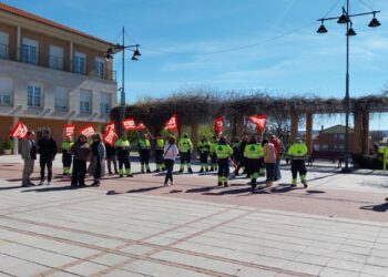 La plantilla de limpieza viaria y jardines de Cabanillas del Campo inicia movilizaciones por un convenio digno: si persiste la propuesta de congelación salarial hay que rescindir el contrato