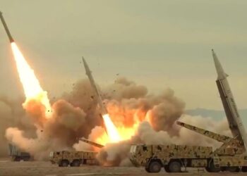 Irán lanza 78ª oleada contra Eilat, Dimona y bases de EE. UU.