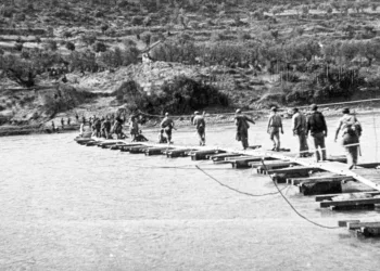 Carta de Antonio Machado a los combatientes republicanos del V cuerpo del ejército del Ebro y poema a Enrique Líster