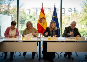 CCOO firma la jornada de 35 horas para todo el personal de la Administración General del Estado