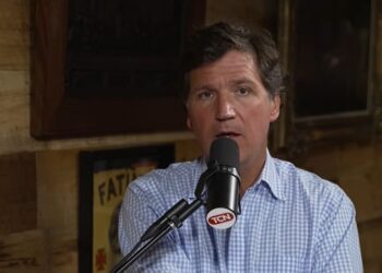 Tucker Carlson sobre la agresión a Irán: «EE.UU. no tomó la decisión. La tomó Benjamín Netanyahu»