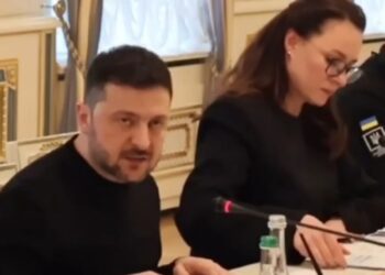 Zelenski amenaza a Orbán: «Daremos su dirección a nuestras FF.AA.»