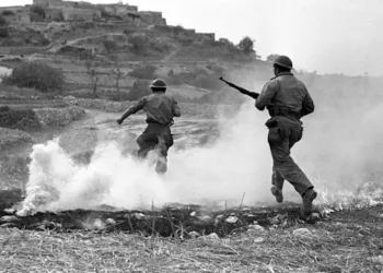 Archivos israelíes de 1948 revelan órdenes de limpieza étnica