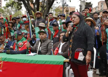 Cepeda elige a la lideresa indígena Aída Quilcué como compañera de fórmula