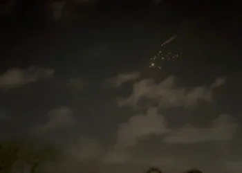 Guardia Revolucionaria confirma éxito en ataque a la base militar de EE.UU. en Emiratos Árabes