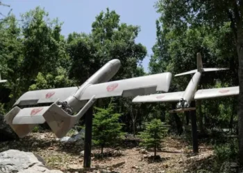 Irán ataca base estadounidense en Bahréin con misiles y drones