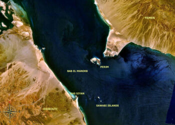 Hutíes amenazan con cerrar vital el paso por el estrecho de Bab el Mandeb