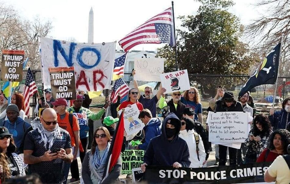 Se extienden las protestas contra la guerra de Irán en Estados Unidos