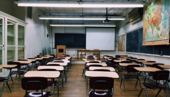 Un año más, se lanza la «Campaña unitaria: Por una Escuela Pública y Laica. Religión fuera de la Escuela» con el apoyo de 68 organizaciones de todo el Estado, principalmente del ámbito educativo