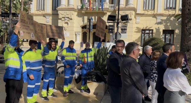 CGT: «La clausura del festival de cine de Málaga será de color amarillo»