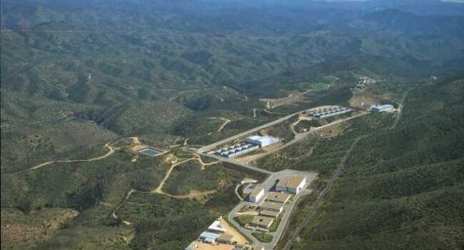 Alertan de que El Cabril «se está convirtiendo en el vertedero nuclear de España» y denuncian el abandono de la comarca