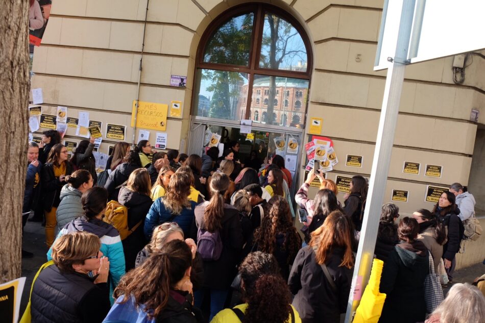 El conflicto en el Ayuntamiento de Barcelona se enquista: las Escuelas Infantiles van a la huelga los días 16 y 20 de marzo por unas condiciones dignas en las aulas