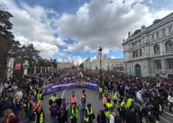 Las feministas desbordan las calles en Madrid este 8M frente al fascismo