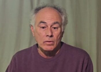 Un juzgado de Madrid cita a declarar a Carlos Serrano Suárez, una víctima de torturas del franquismo, y a Agustín Costo Martínez, uno de los policías