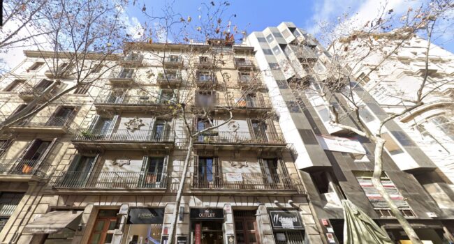 Mallorca 243: estalla un caso flagrante de ‘flipping’ inmobiliario en el Eixample de Barcelona