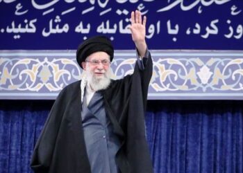 Irán confirma muerte de Jamenei en ataque estadounidense-israelí