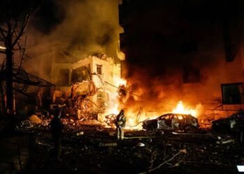 Israel semiparalizado por respuesta iraní