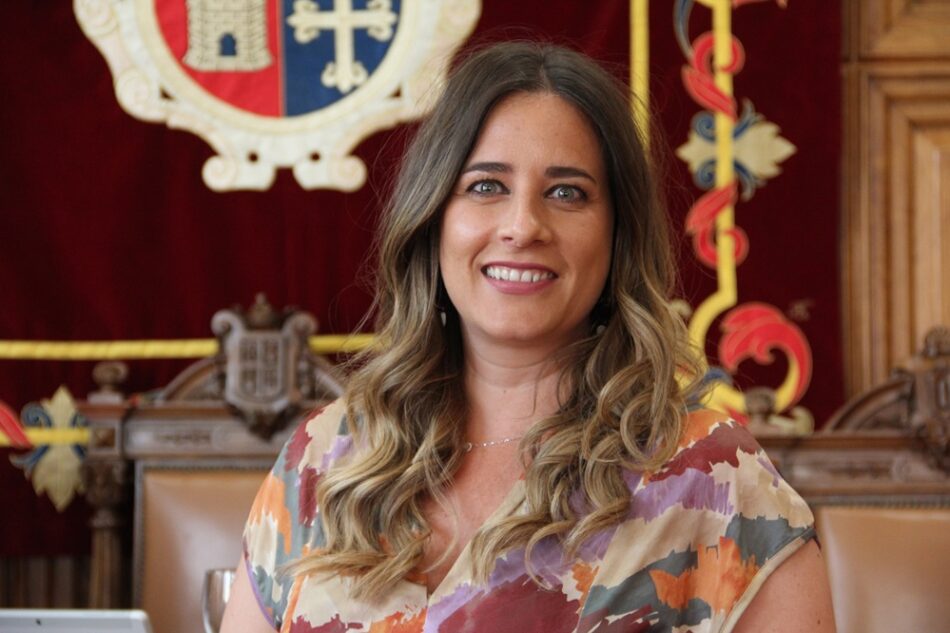IU-Sumar-Verdes Equo exige la dimisión de la concejala del PP de Palencia, Laura Lombraña,  por el escándalo del chalé, y señala a la Junta como «cómplice del cortijo»