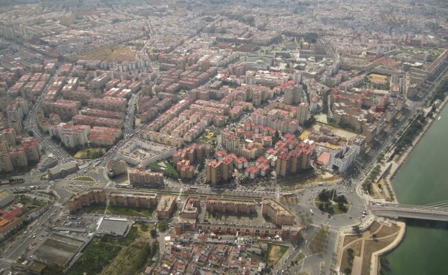 Más de 50 entidades denuncian la falta de respuesta institucional ante los problemas de convivencia en el distrito Macarena de Sevilla