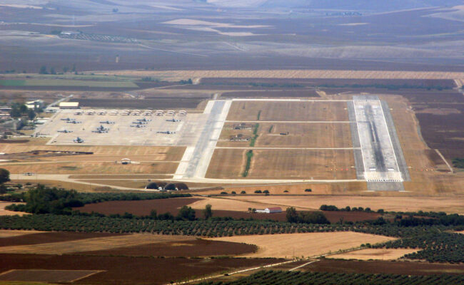 Gobierno de coalición cierra el espacio aéreo de España a vuelos vinculados a la agresión militar contra Irán