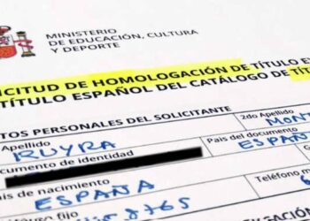 Años de espera para homologar títulos en España: nueva encuesta revela retrasos persistentes