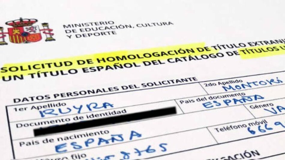 Años de espera para homologar títulos en España: nueva encuesta revela retrasos persistentes