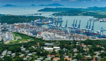 Panamá se someterá a arbitraje internacional por la toma de puertos