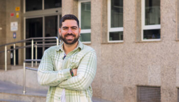 Por Andalucía llama a organizarse en Roquetas ante la escalada de problemas de vivienda: “Málaga es el espejo de lo que puede pasar aquí si no actuamos”