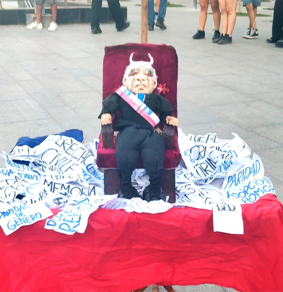 Chile. Se fue Boric y entró Kast: siguen pasando bala contra la juventud trabajadora y popular