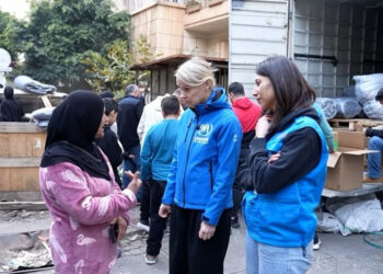 ACNUR alerta de que más de 330.000 personas han sido desplazadas por la reciente escalada de violencia en Oriente Medio y otras regiones