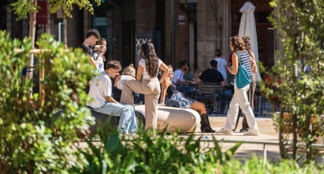 BComú impulsa un pla de xoc de 100 M€ per mitigar l’impacte de la guerra en els preus dels ciutadans