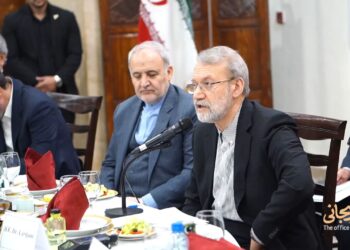 «Cuídense de no ser ustedes los que desaparezcan»: el secretario del Consejo Supremo de Seguridad Nacional de Irán, Ali Larijani, responde a las amenazas de Trump por el estrecho de Ormuz