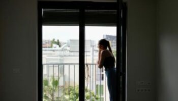 El Plenari aprova la proposta de BComú perquè els habitatges siguin exclusivament per viure-hi, evitant-ne l’especulació