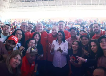 Delcy Rodríguez a Trump: «debe levantarse el bloqueo contra Venezuela»