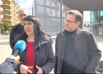 La candidata de Adelante Andalucía en Granada acusa a la Junta de “presumir del Infoca mientras mantiene a sus profesionales en condiciones indignas”