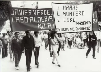 Llega al Consejo de Ministros la ley para reconocer y equiparar a víctimas de crímenes de agentes del Estado español