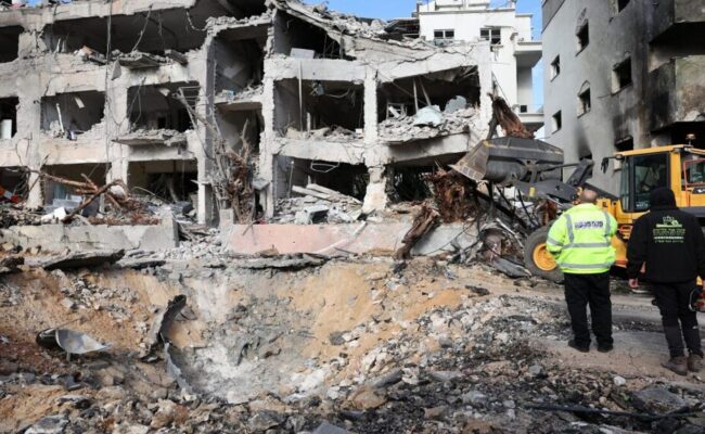 Irán lanza su más potente operación con misiles contra Israel y bases estadounidenses